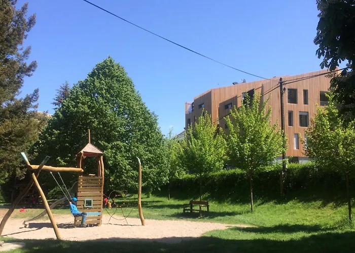 Romantika Na Jezere Апартаменты