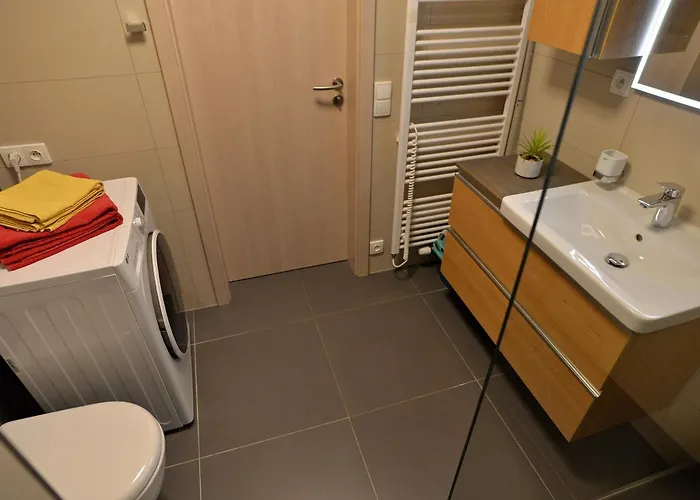 Romantika Na Jezeře